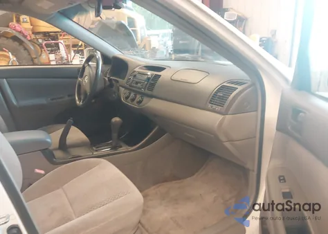 2002 Toyota Camry Le/Xle/Se from USA, damaged, VIN 4T1BE32K82U107198